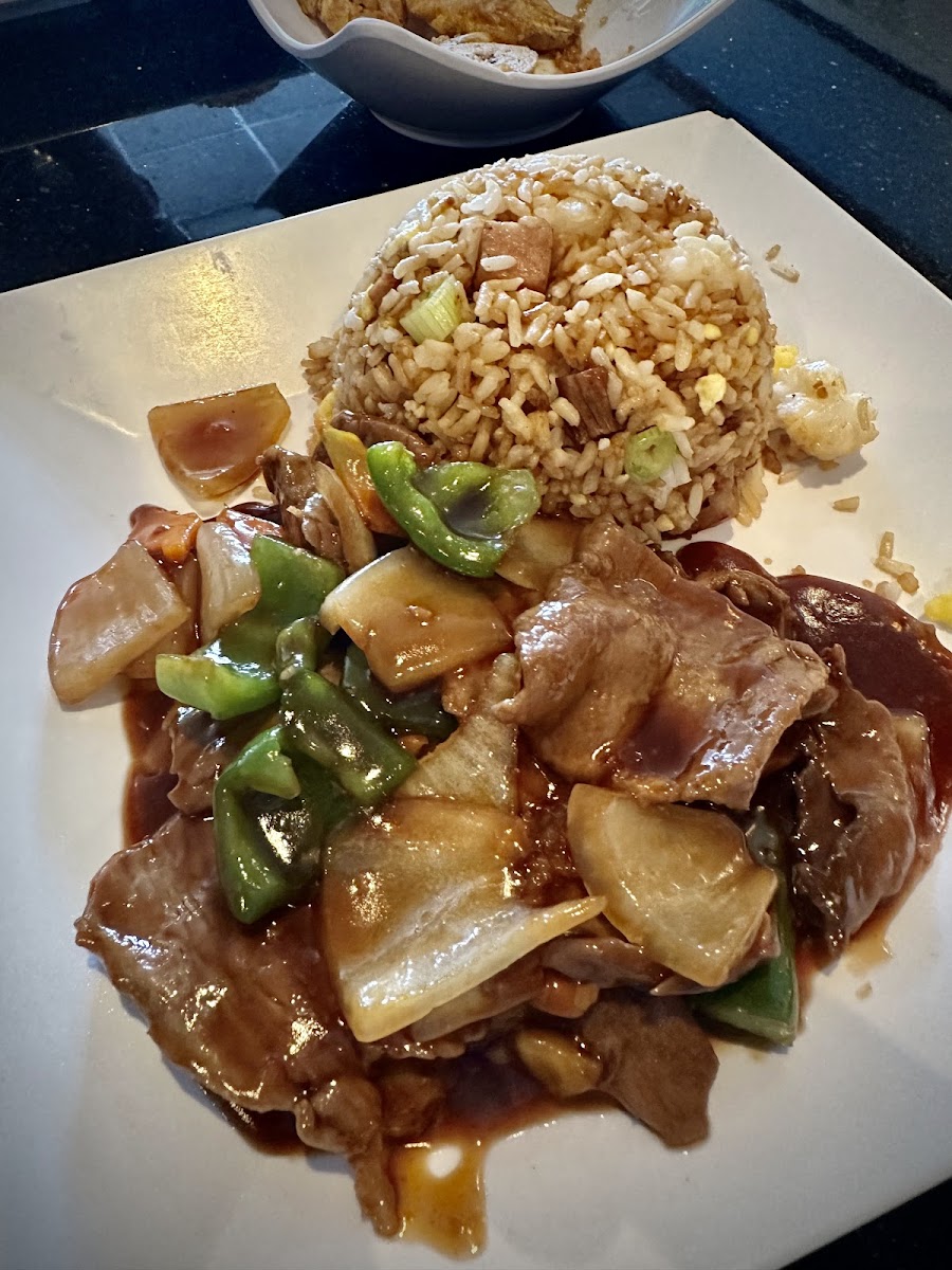 Golden Hills Restaurant Photos 2